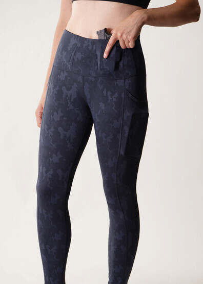 Women's Face Forward Concealed Carry Leggings by Alexo has a charcoal camo pattern